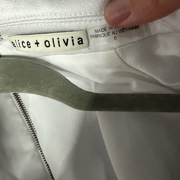 Alice + Olivia Mayra Satin Tuxedo Skort Romper White 6 - Picture 8 of 8